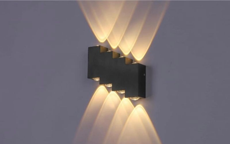 Đèn LED tiết kiệm điện 500.000đ/phòng