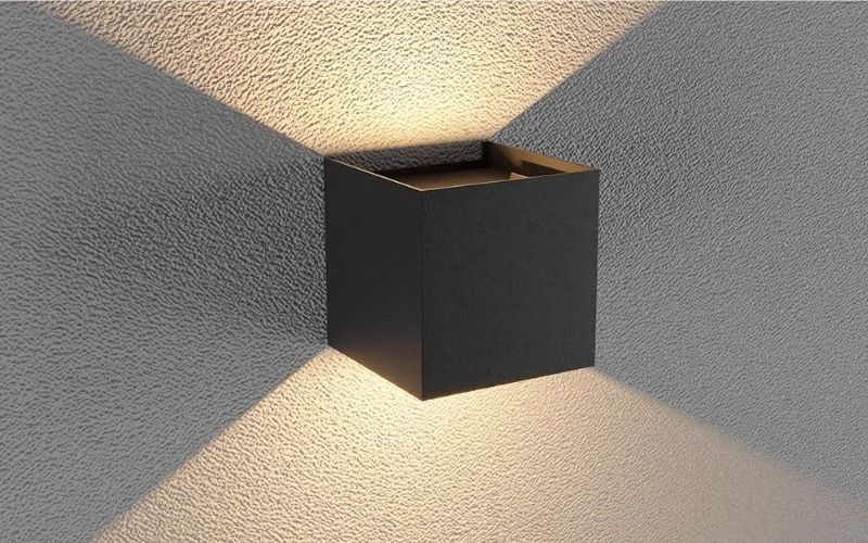 Đèn LED tiết kiệm điện 800.000đ/phòng