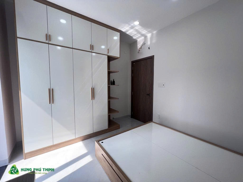 Nhà phố 80 m2 1 trệt 2 lầu tại Bình Chánh